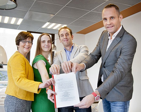 Bestuur BvK met oprichtingsaktie op 2 november 2012